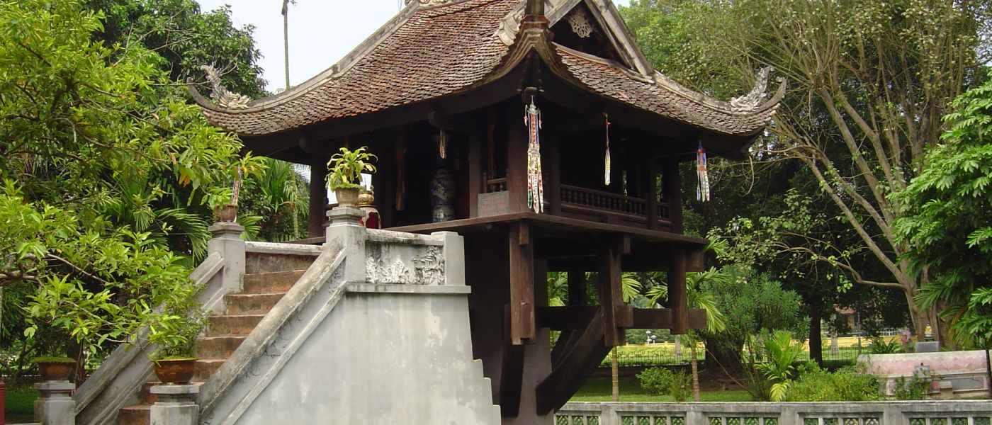 one pillar pagoda